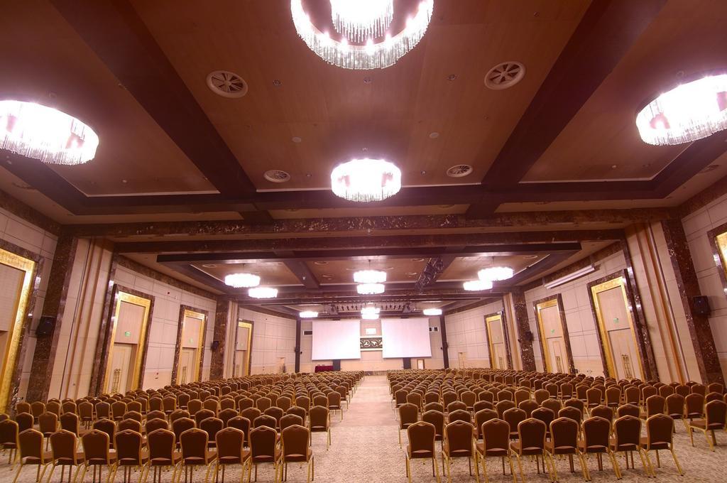 Dedeman Konya Hotel Convention Center Exteriér fotografie