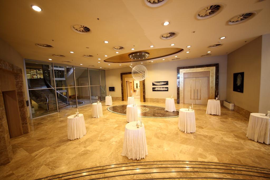Dedeman Konya Hotel Convention Center Exteriér fotografie